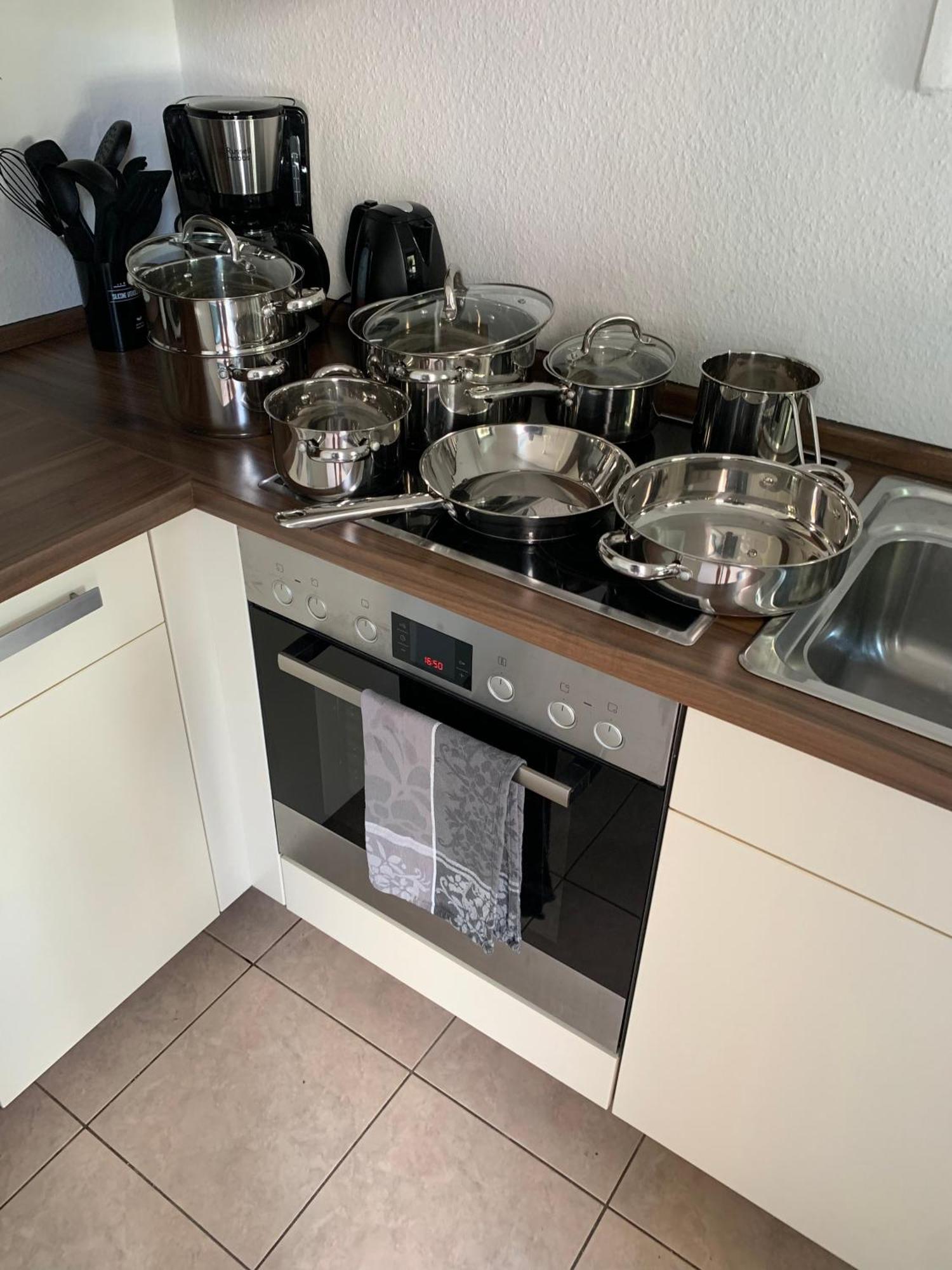 שוורין City-Apartment Mit Parkplatz & Fahrradraum! Nur 300M Zum Stadthafen מראה חיצוני תמונה